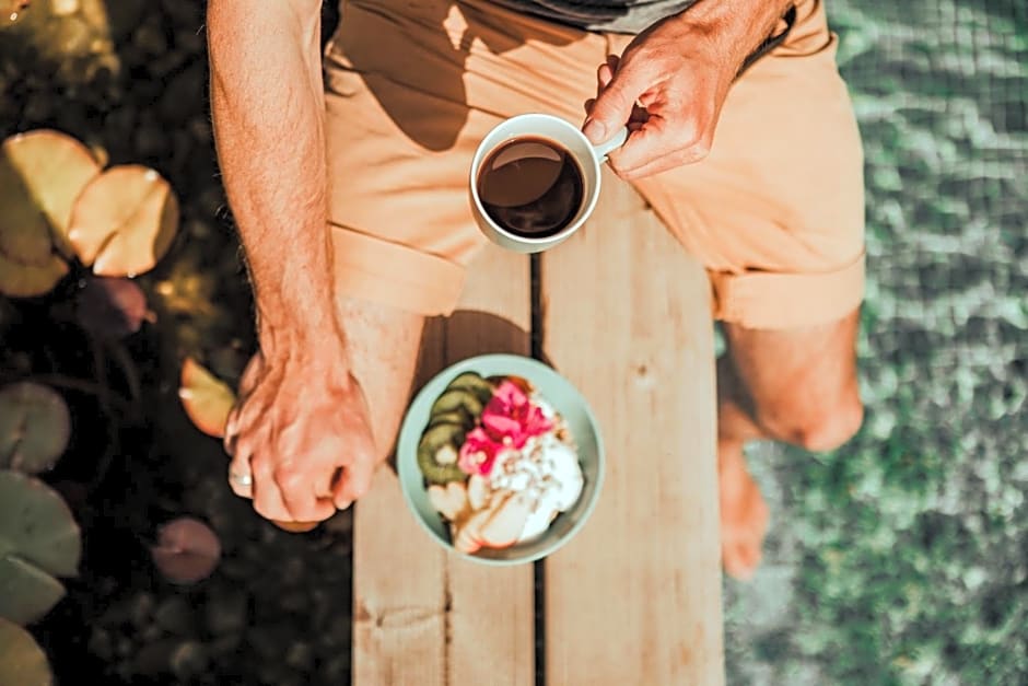 The Far End Surf House - Surf & Yoga Holidays