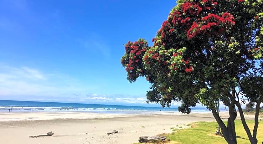 Whakatane Hotel