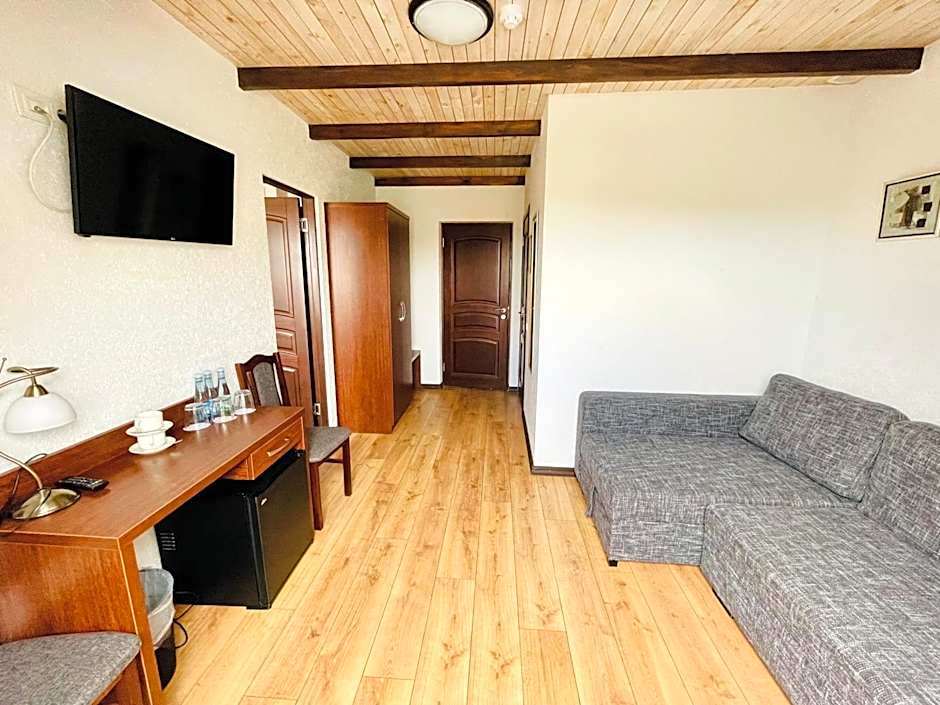 Central Hotel Radviliškis