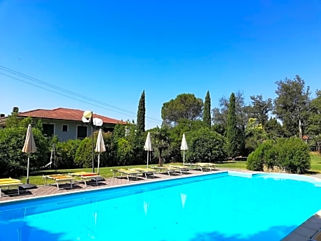 Hotel Monti