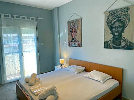 Faros Axd Downtown Hostel