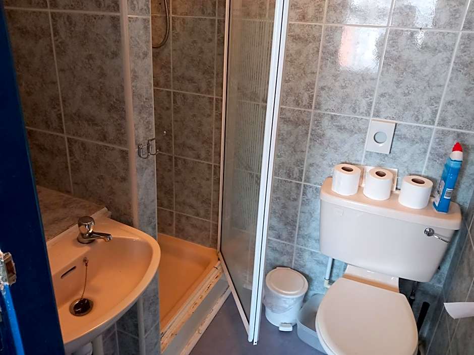 My Adam Hotel