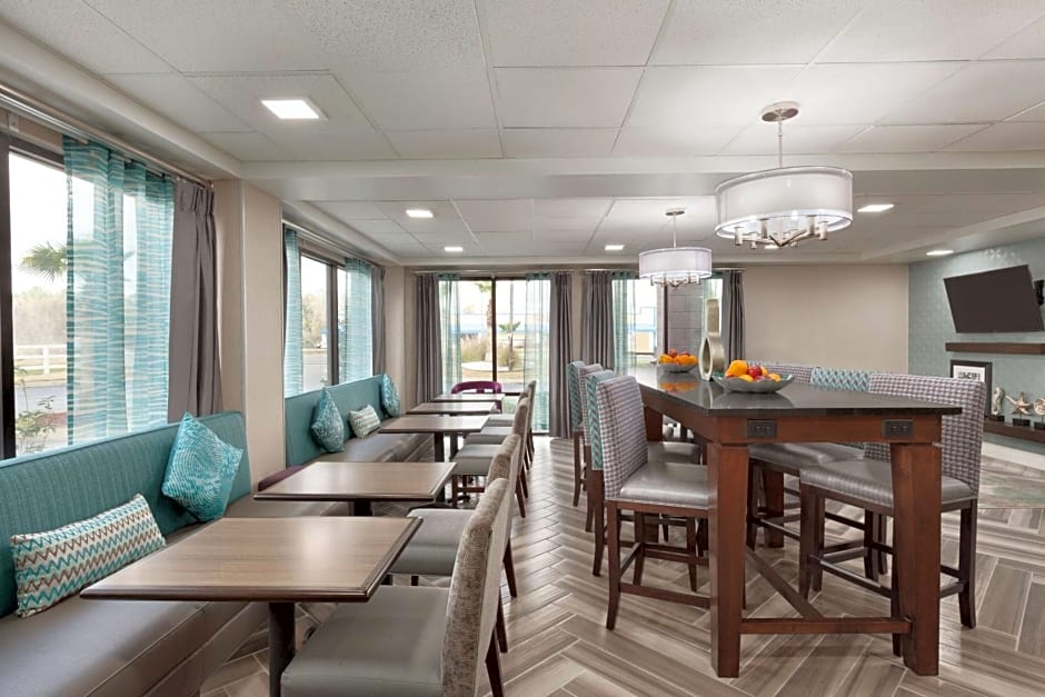 Hampton Inn Waycross