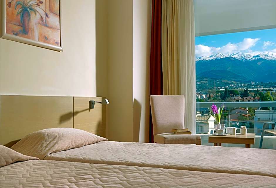 Airotel Achaia Beach