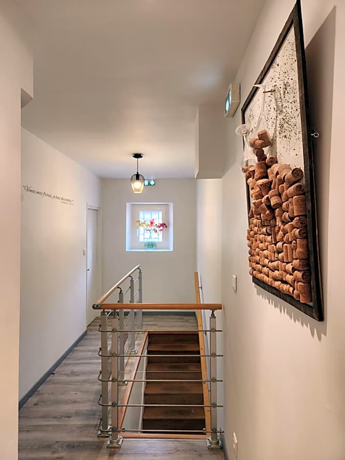 Chambres privées à Hautvillers, berceau du champagne avec salle de bain et toilettes incluses