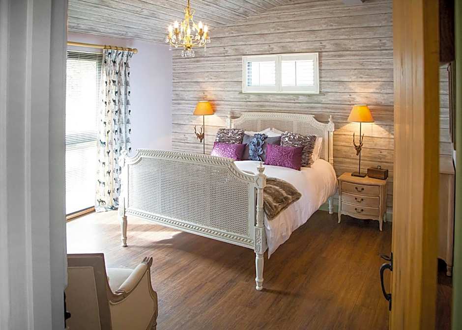 The Sherwood Hideaway Lodges