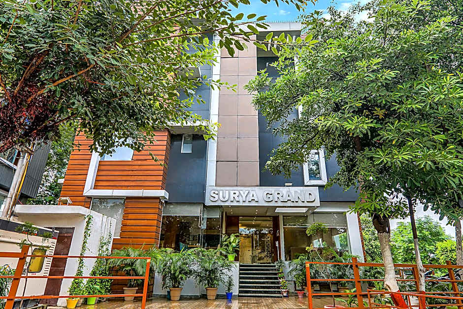 FabHotel Surya
