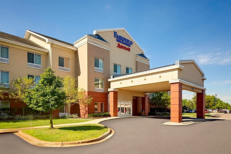 Fairfield Inn & Suites by Marriott Detroit Metro Airport Romulus