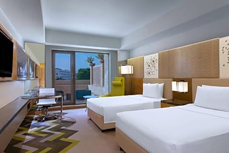 Twin Room with Terrace and 15% discount on food, beverages and spa