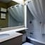 Amsterdam Inn & Suites, an Ascend Collection Hotel