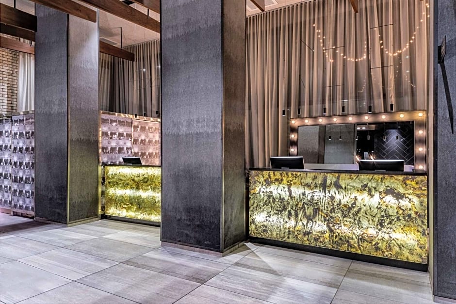 DoubleTree By Hilton New York Times Square West