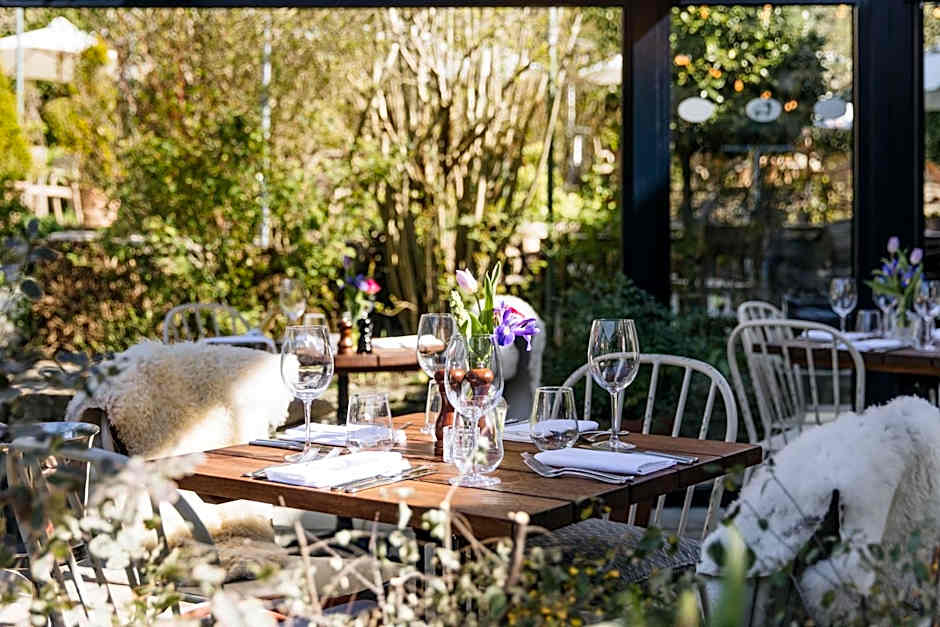 The Wheatsheaf Inn