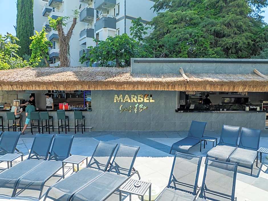 Marbel Hotel by PalmWings