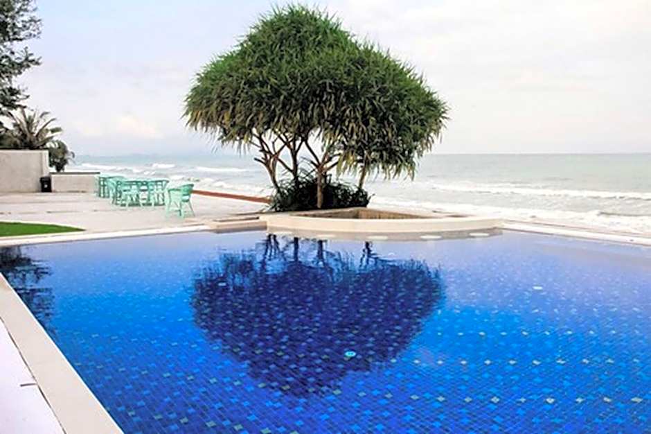 Wis Beach Khanom