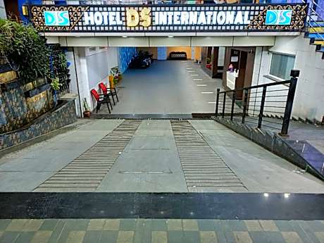 HOTEL DS INTERNATIONAL
