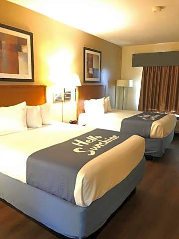 Days Inn by Wyndham Phenix City Near Fort Benning