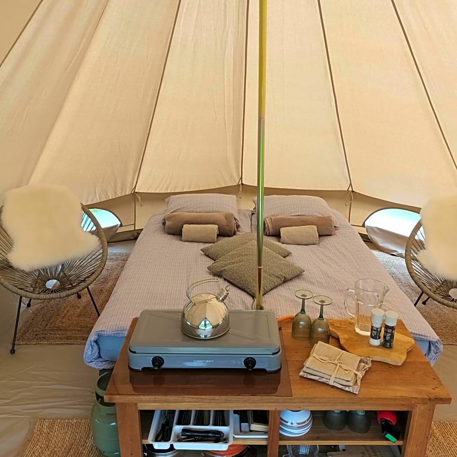 De Langenbrinck Eerlijk Heerlijk overnachten in blokhut en ingerichte tent
