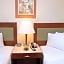 Lexington Inn & Suites NW Chicago Elgin