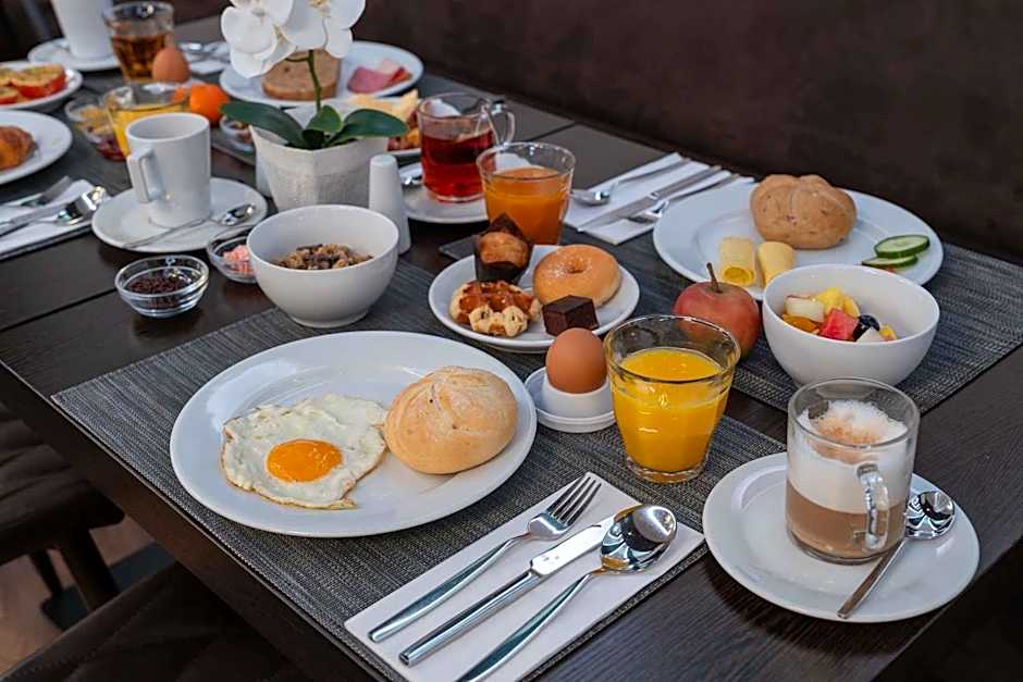 PLAZA Premium Den Haag City Center