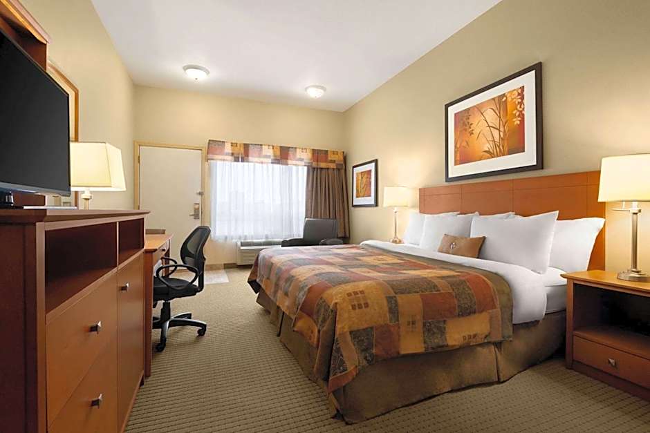 Ramada by Wyndham Drayton Valley