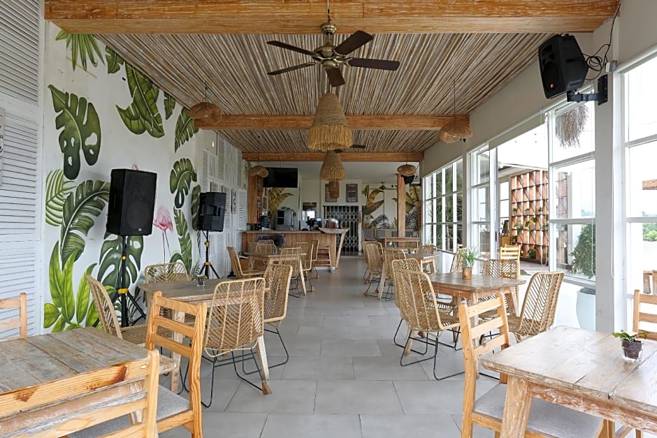 Luminor Hotel Banyuwangi by WH