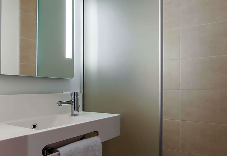 B&B Hôtel Thionville Centre Gare Porte du Luxembourg A31