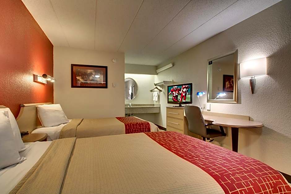  Red Roof Inn St Louis - Westport/ Maryland Heights