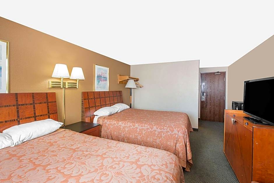 Super 8 by Wyndham Sioux City/Morningside Area