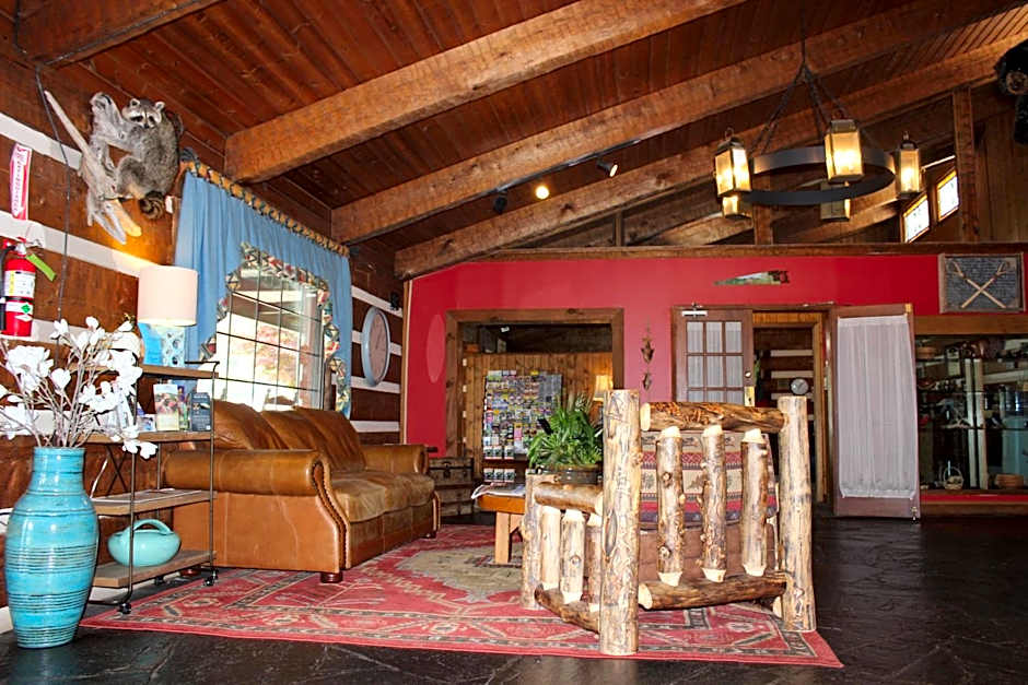 Great Smokies Inn - Cherokee