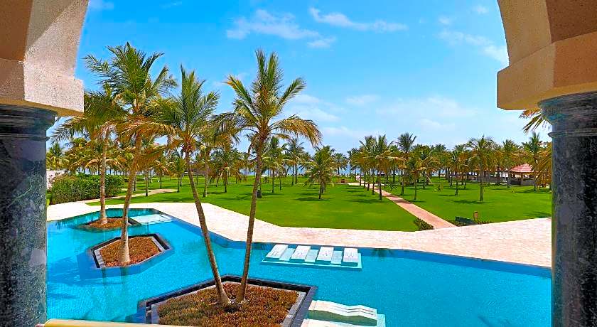 Al Bustan Palace, a Ritz-Carlton Hotel