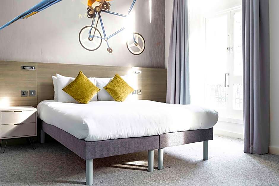 Heeton Concept Hotel - Kensington London