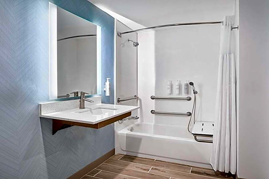 Hilton Garden Inn LAX Los Angeles Airport