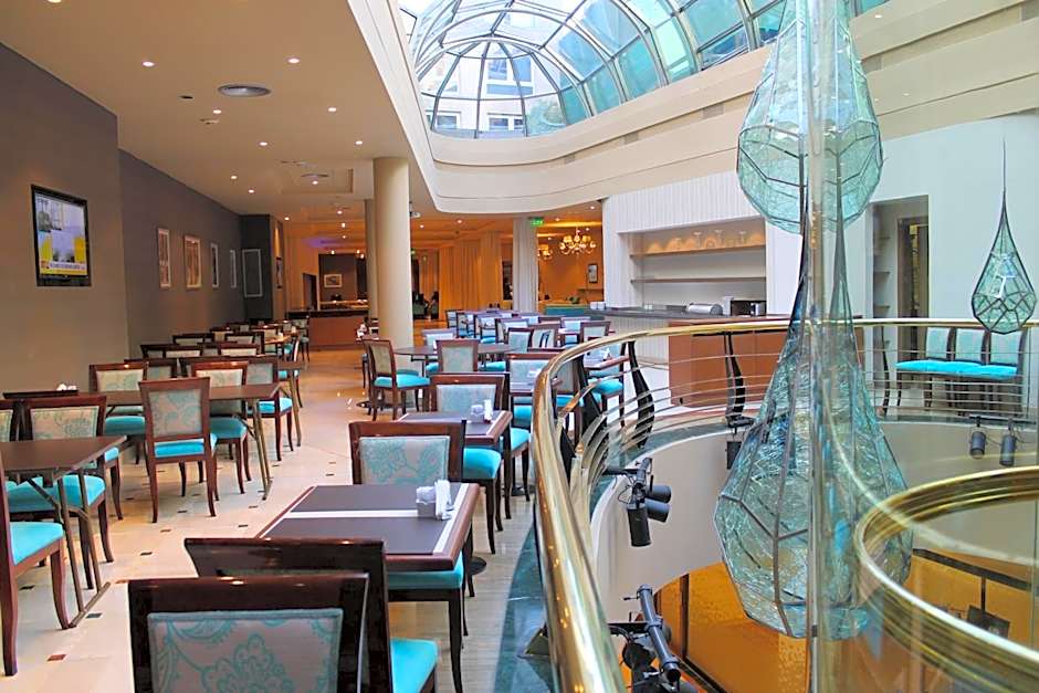 Howard Johnson Plaza by Wyndham Buenos Aires Florida Street