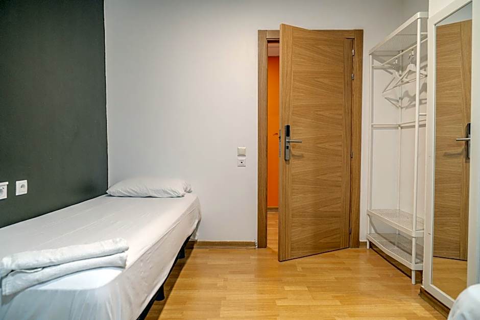 HolidaysBCN Rooms
