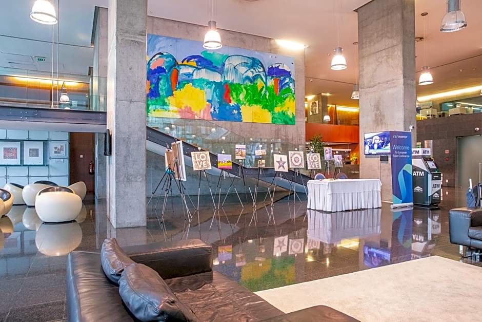 Vip Executive Arts Hotel