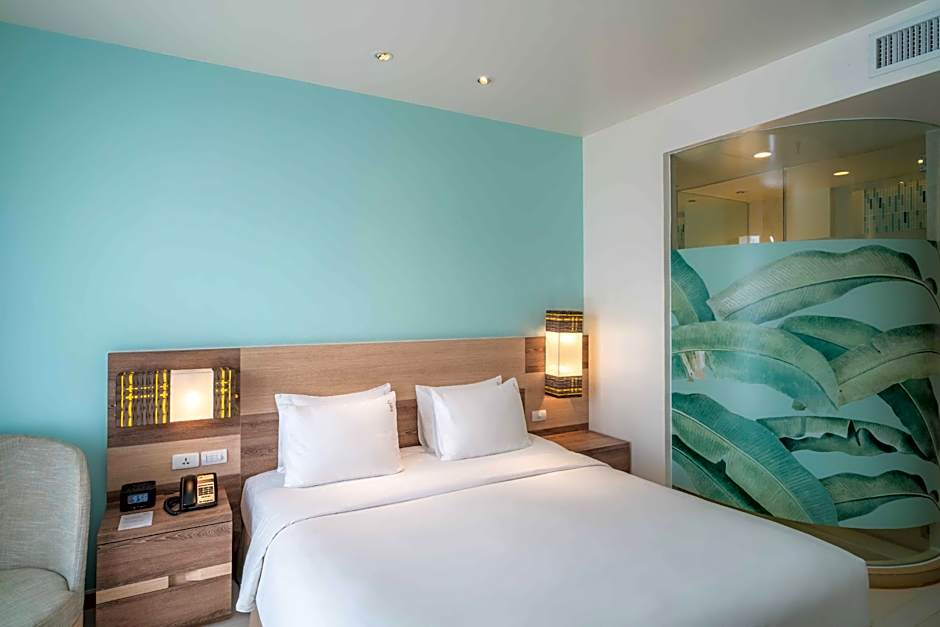 Photo 1 of 4 of Standard 1 King Bed