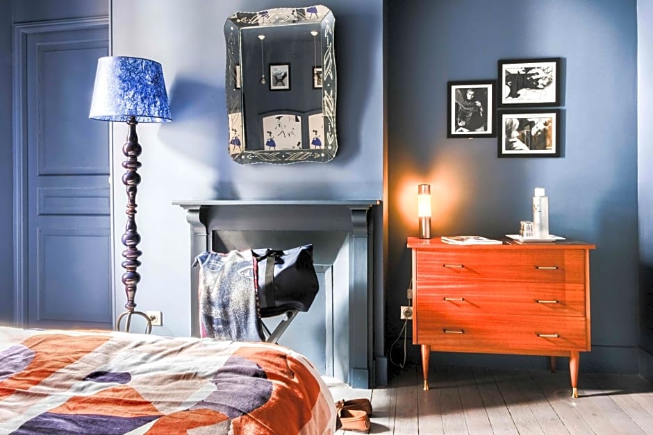 La Femme d'à Côté