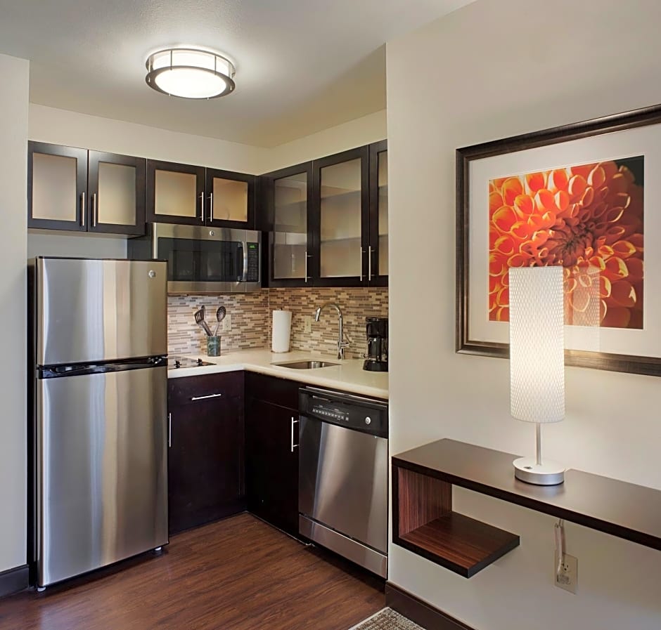 Staybridge Suites Fayetteville