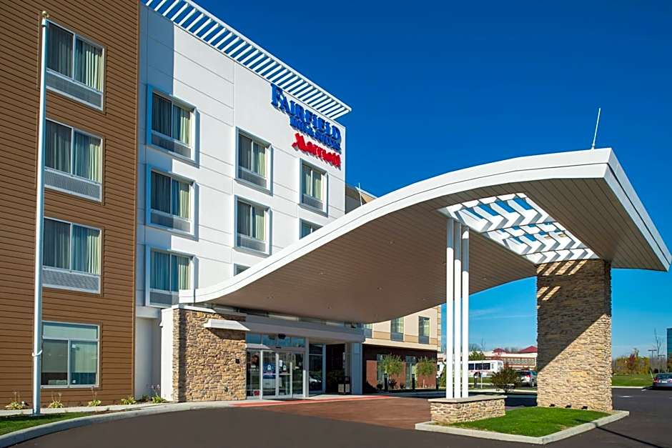 Fairfield Inn & Suites by Marriott Akron Stow