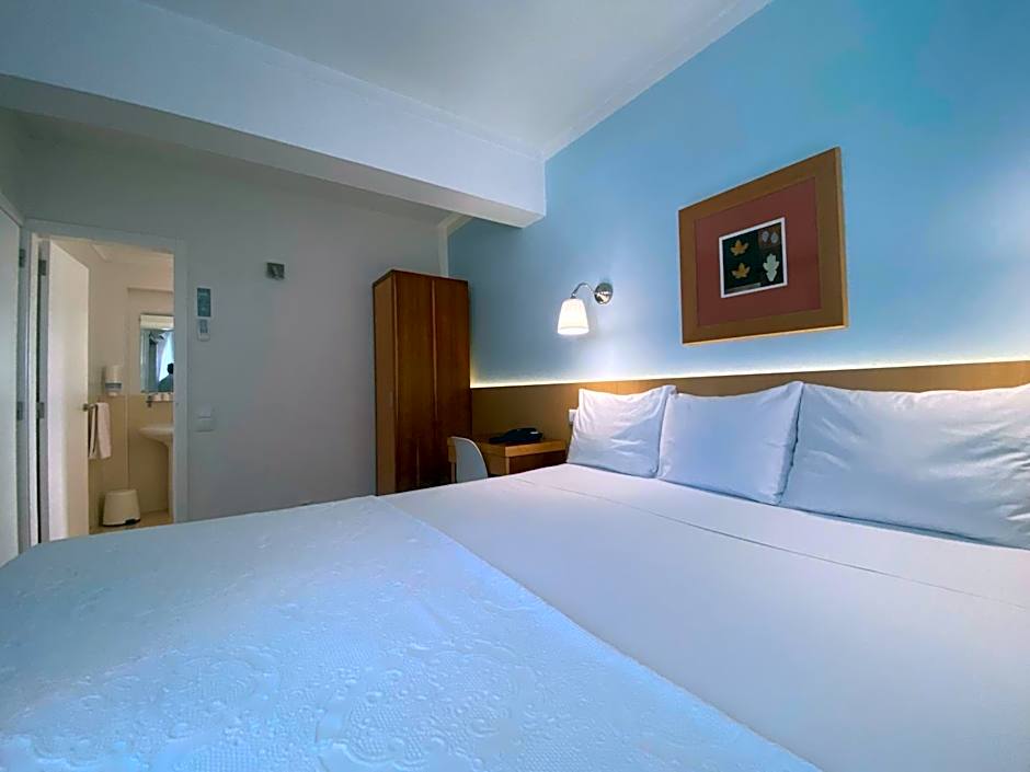 Hotel Santiago Vagos