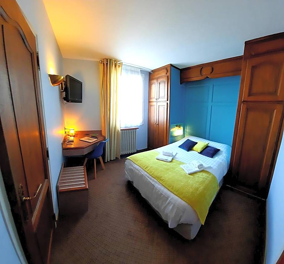 Logis Hôtels - Hôtel et Restaurant Le Lion d'Or