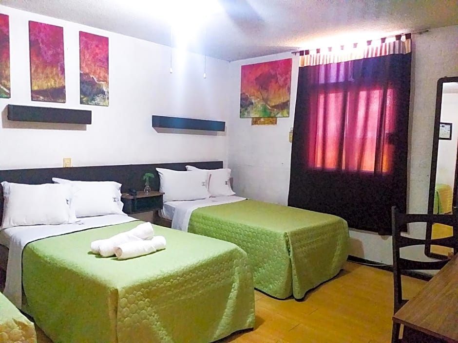 Hotel Trevi