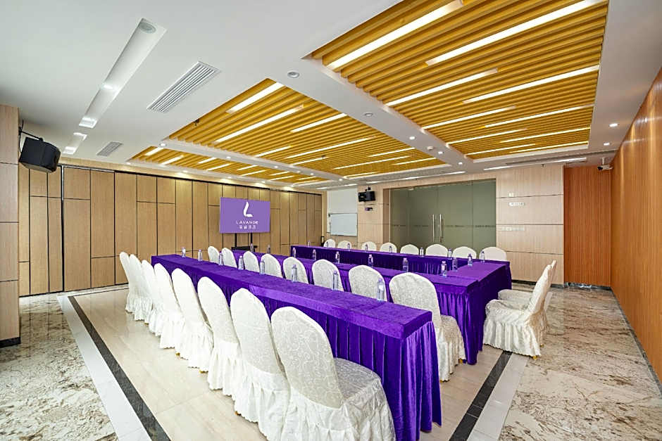 Lavande Hotel Qingyuan Sports Park City Government