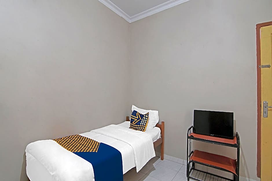 Hotel O Flamboyan 25 Homestay Syariah