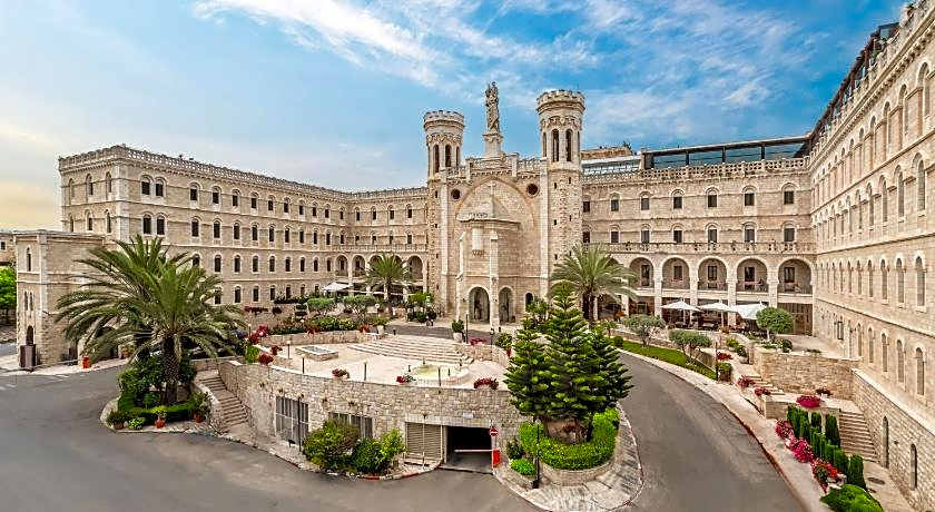 Notre Dame Center Guest House