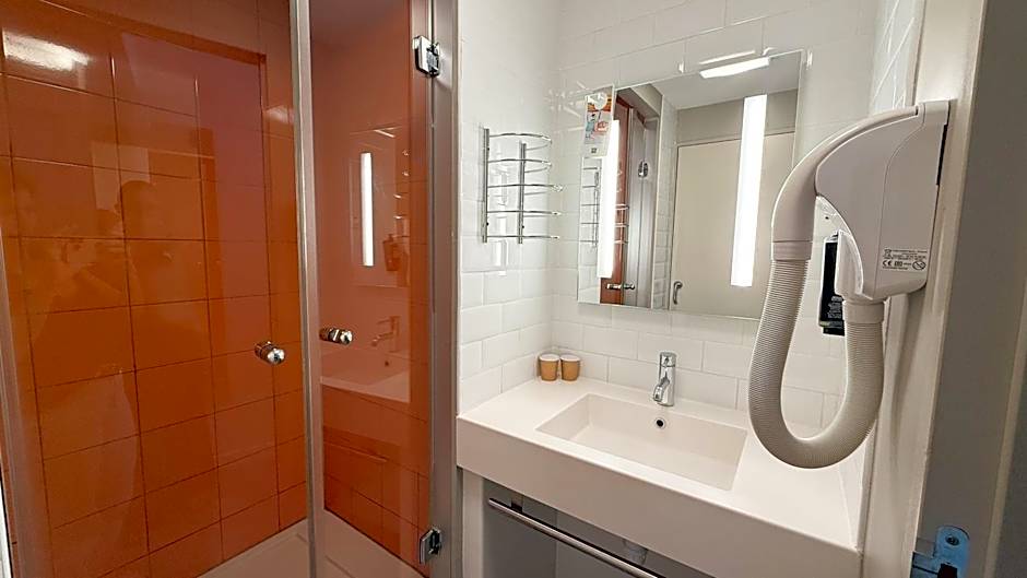 Ibis Styles Nimes Gare Centre Hotel