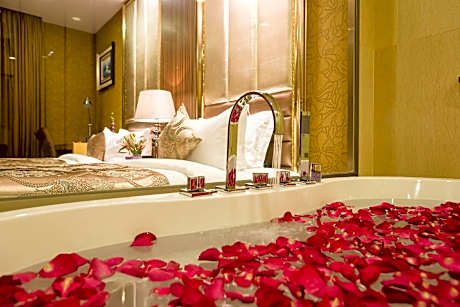 2 Single Beds, Nonsmoking, Executive Room, City View