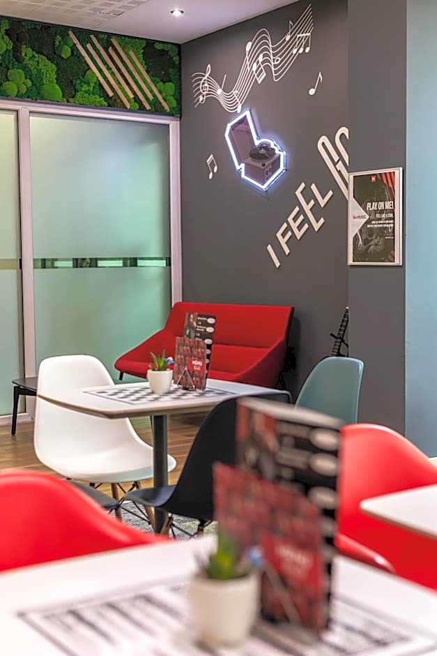 Ibis Gyor