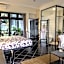 Noir Home
