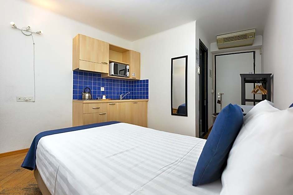 Lugano Center GuestHouse